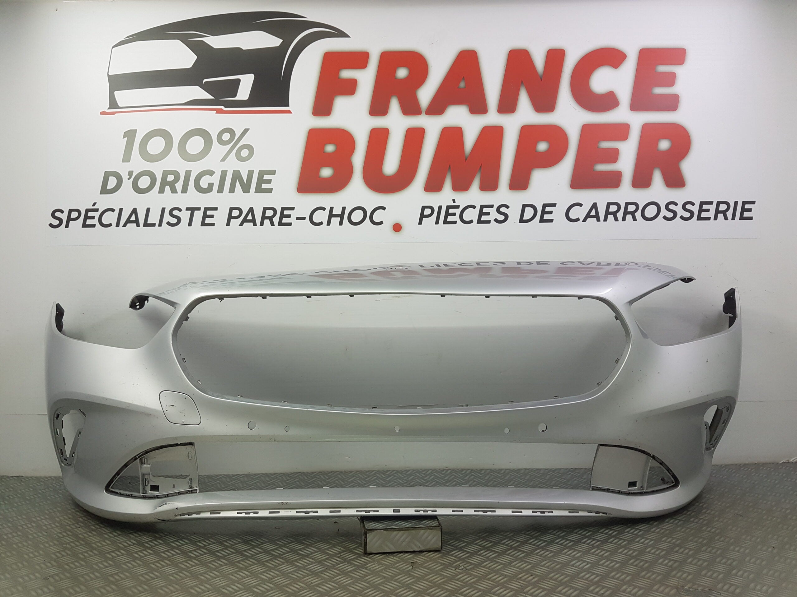 PARE CHOC AVANT MERCEDES CLASSE B W247 *** FRANCE BUMPER