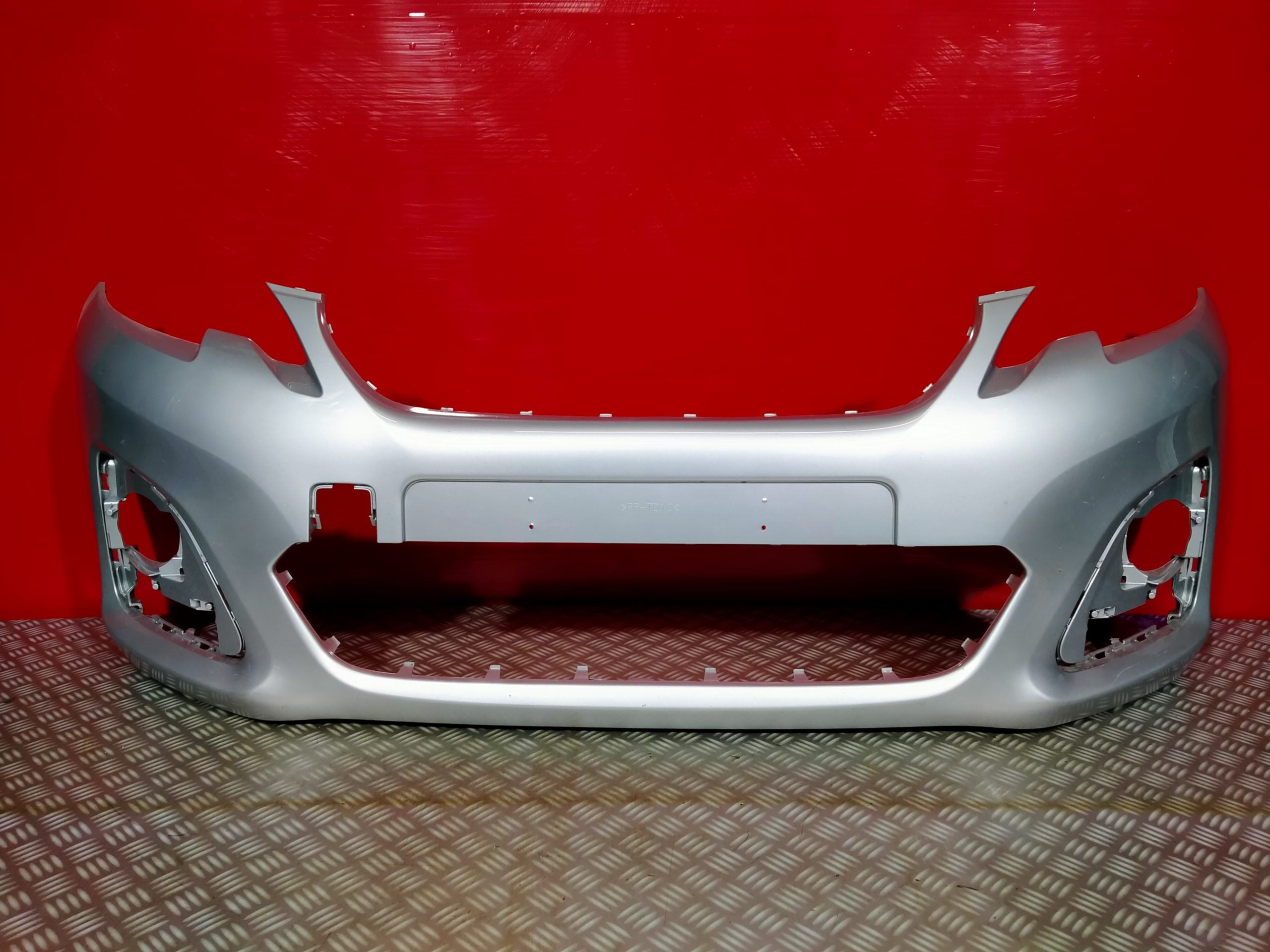 PARE CHOC AVANT PEUGEOT 108 FRANCE BUMPER