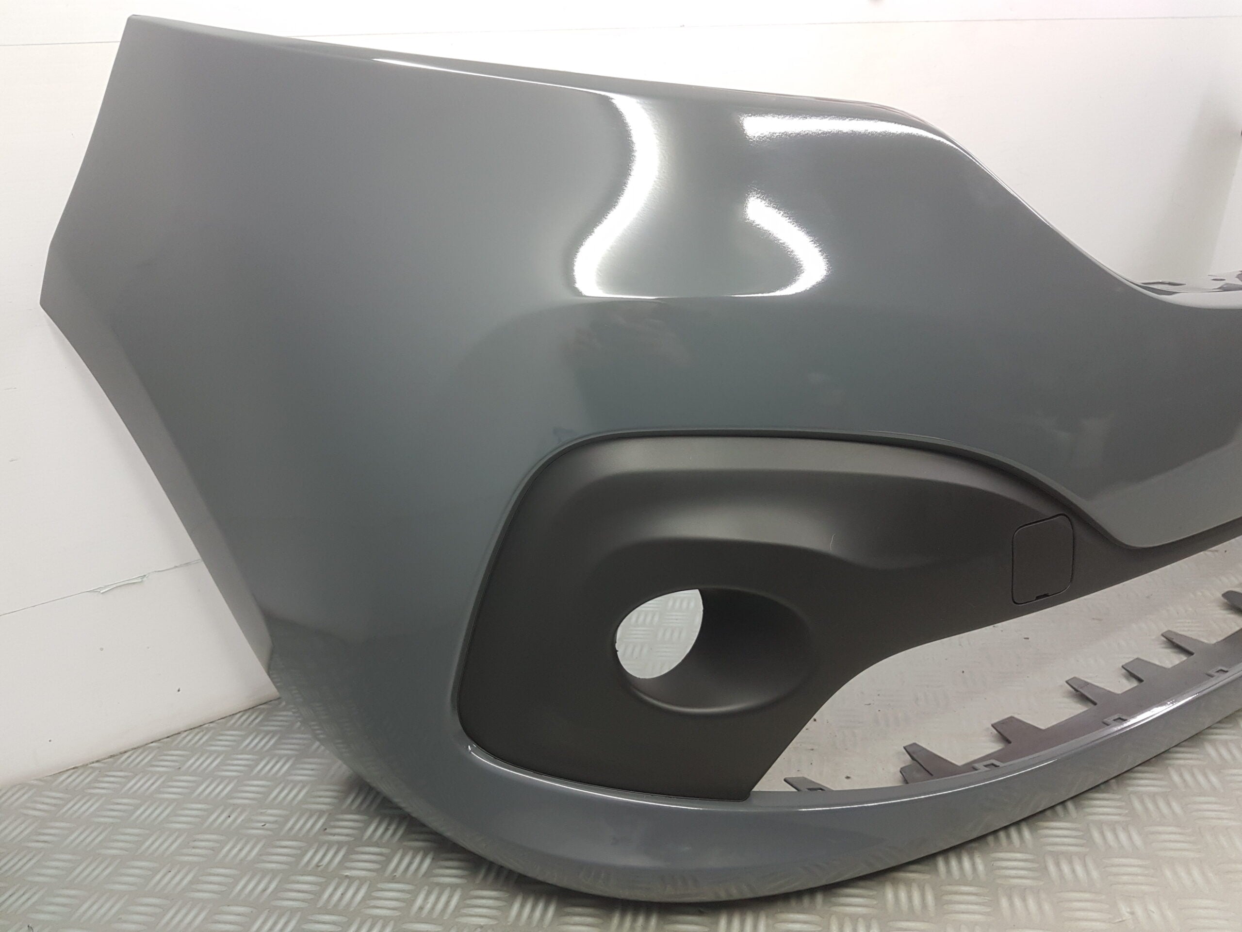 PARE CHOC AVANT RENAULT TRAFIC III NEUF FRANCE BUMPER