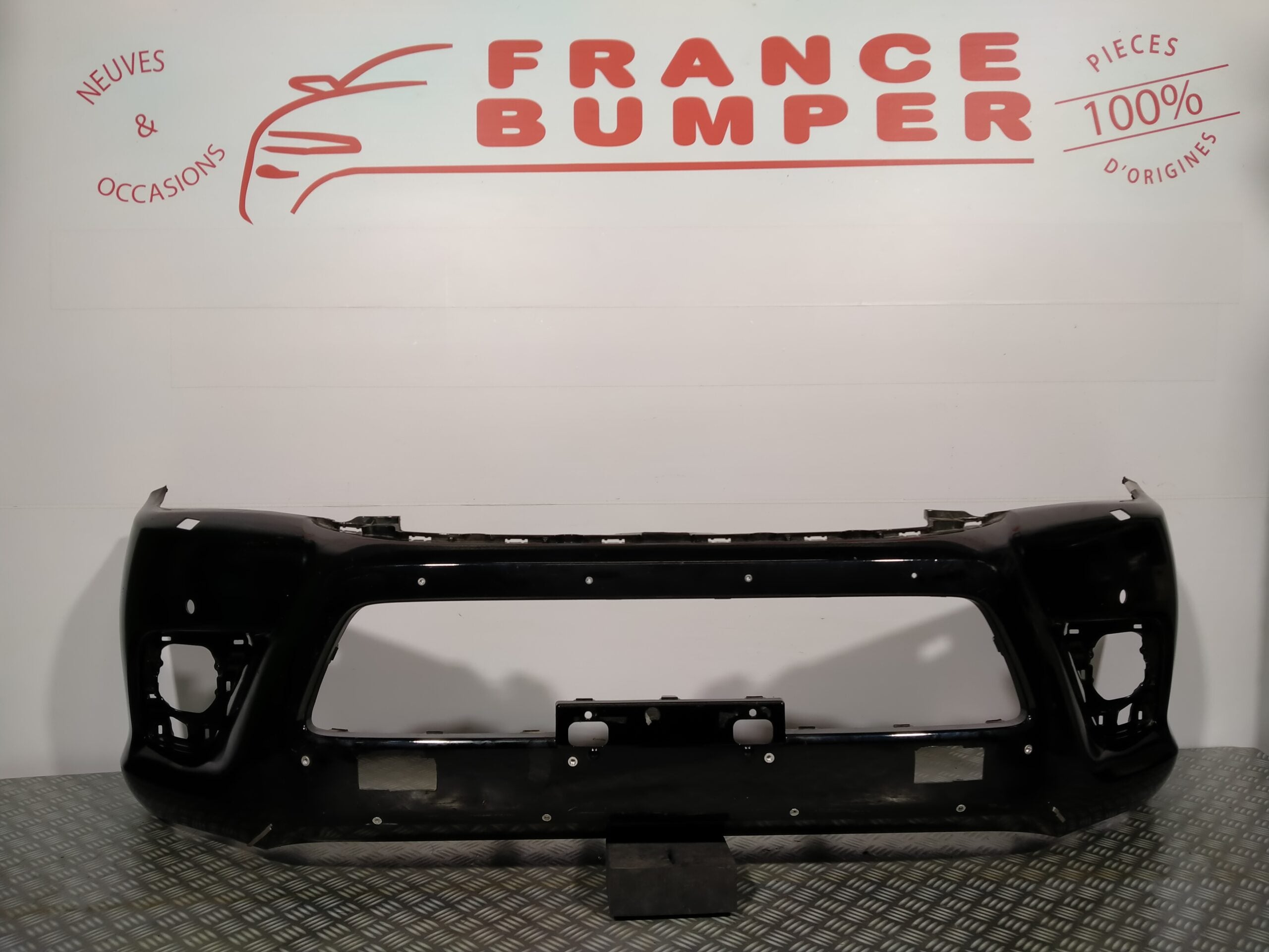 PARE CHOC AVANT TOYOTA HILUX V FRANCE BUMPER