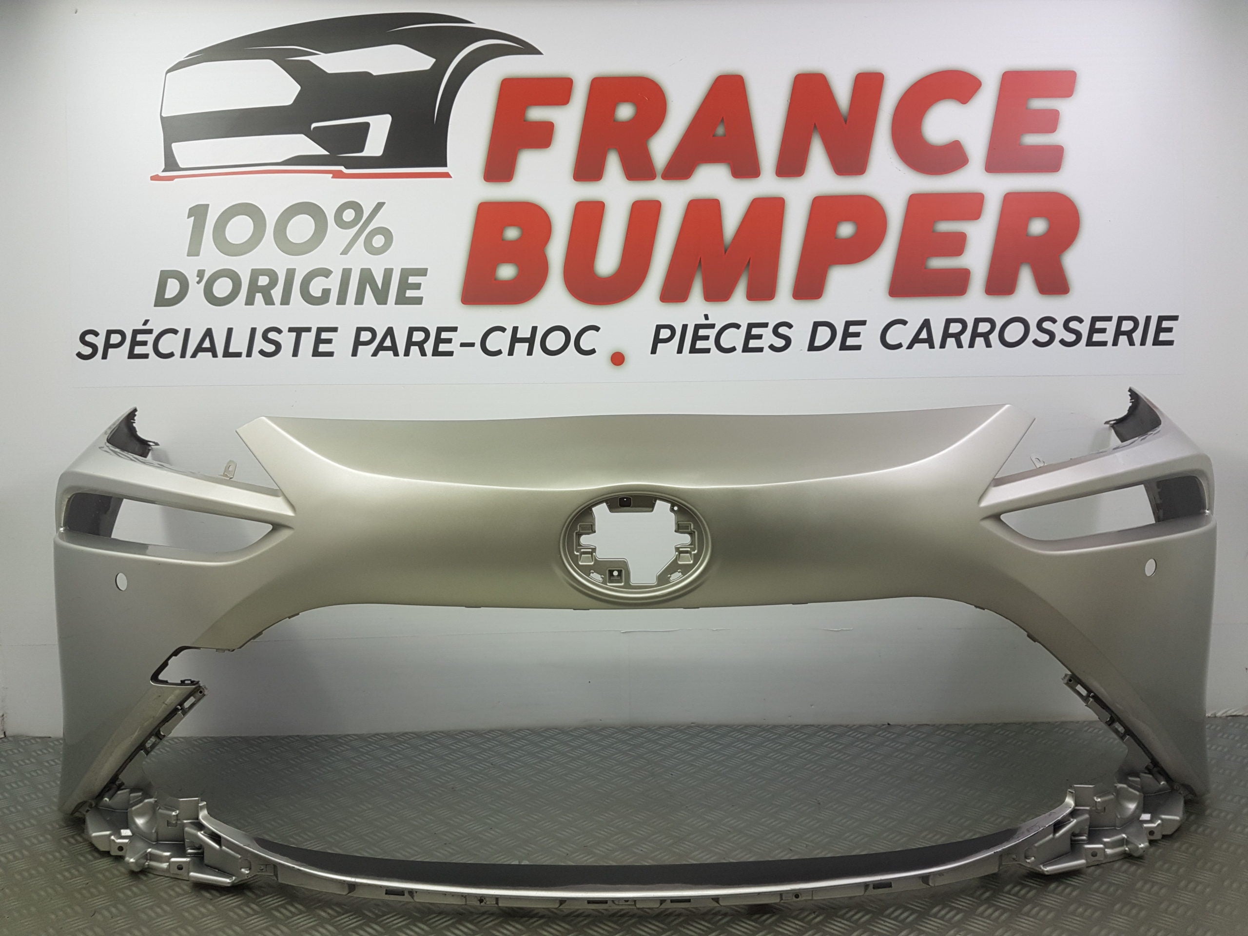 PARE CHOC AVANT TOYOTA MIRAI II FRANCE BUMPER