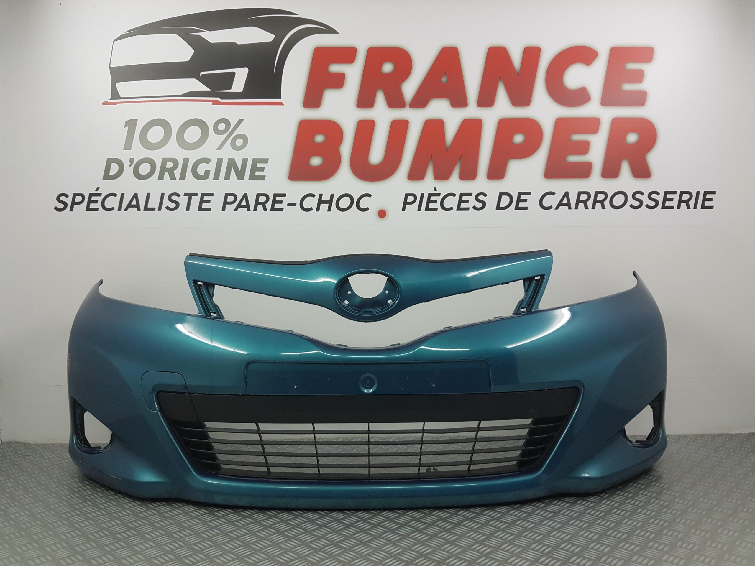 PARE CHOC AVANT TOYOTA YARIS III PH1 FRANCE BUMPER