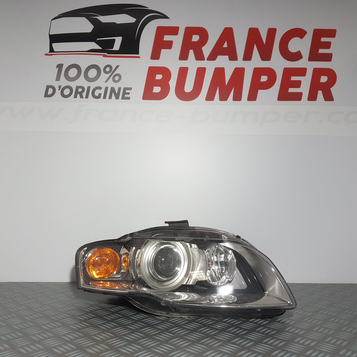 PHARE AVANT DROIT AUDI A4 II XENON PH2 FRANCE BUMPER