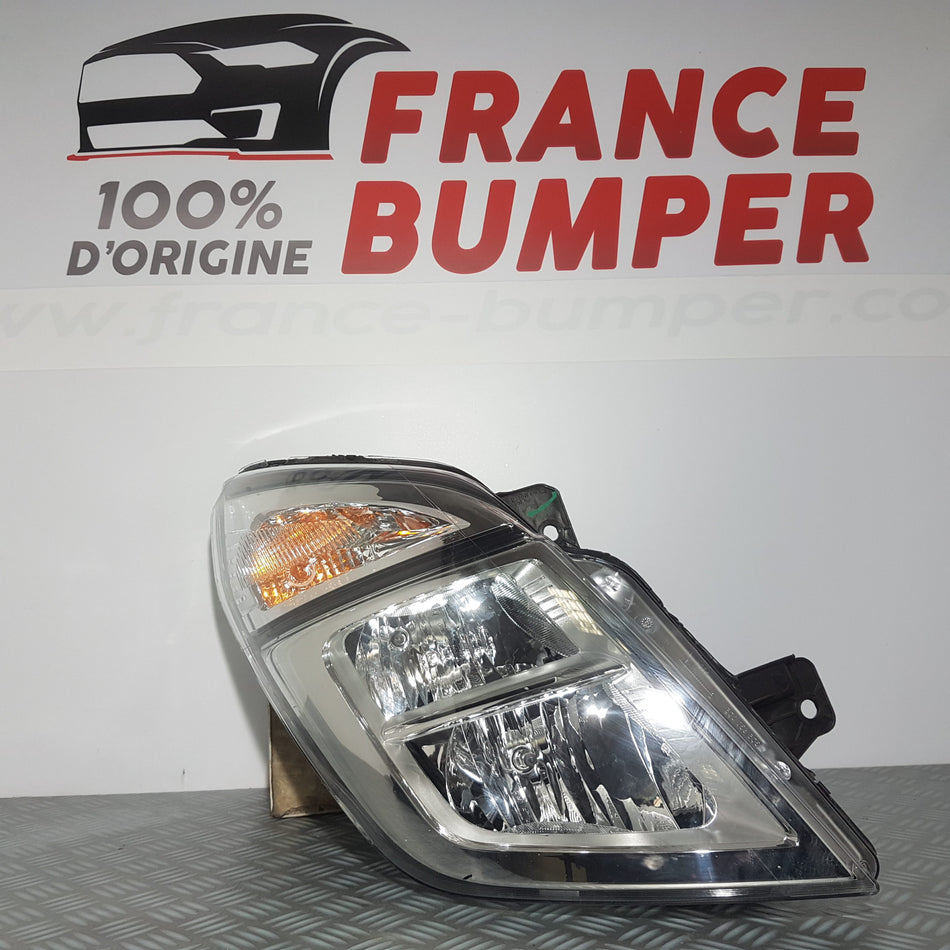 PHARE AVANT DROIT NISSAN NV 400 FRANCE BUMPER
