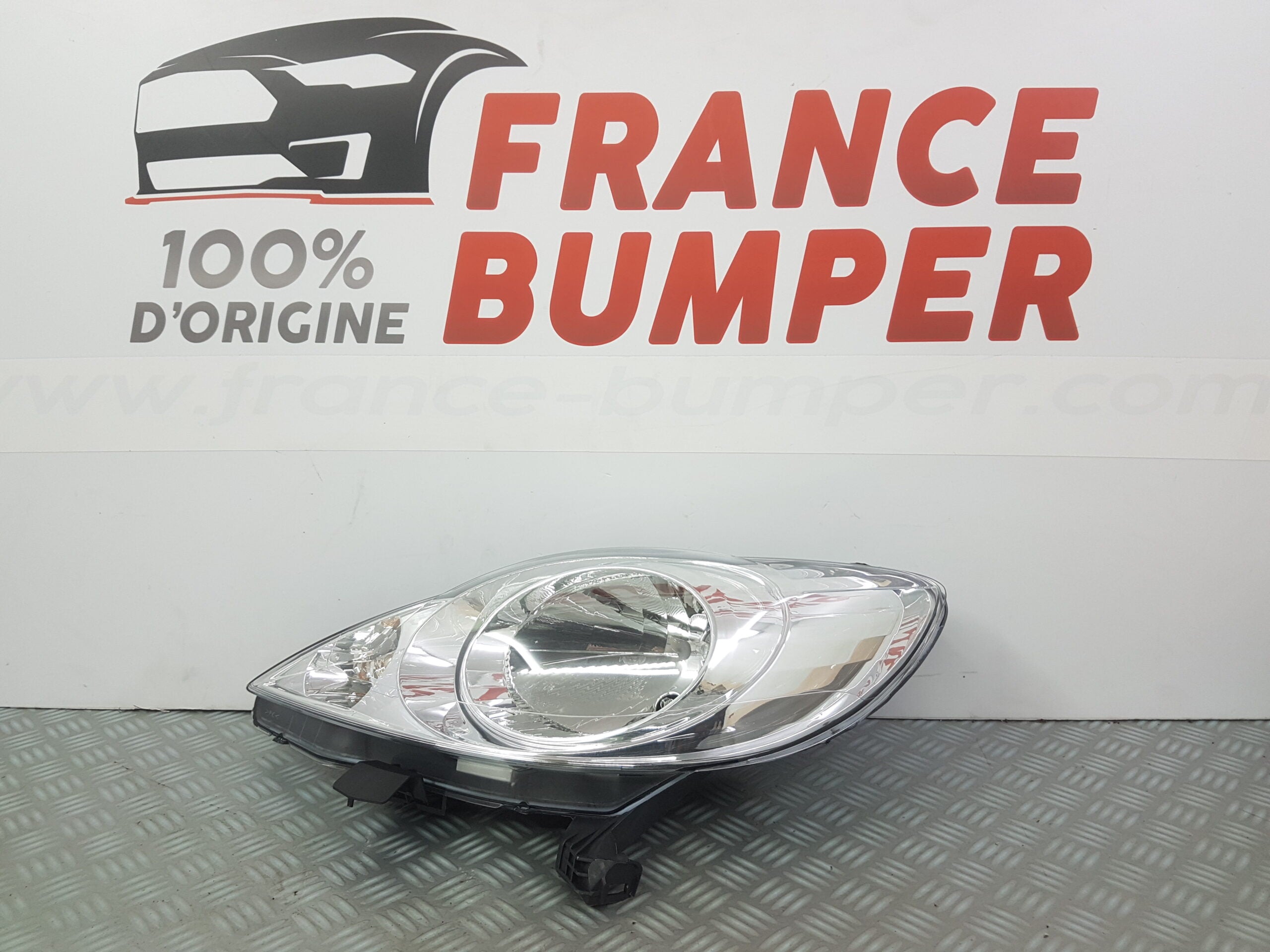 PHARE AVG PEUGEOT 107 PH3 NEUF FRANCE BUMPER