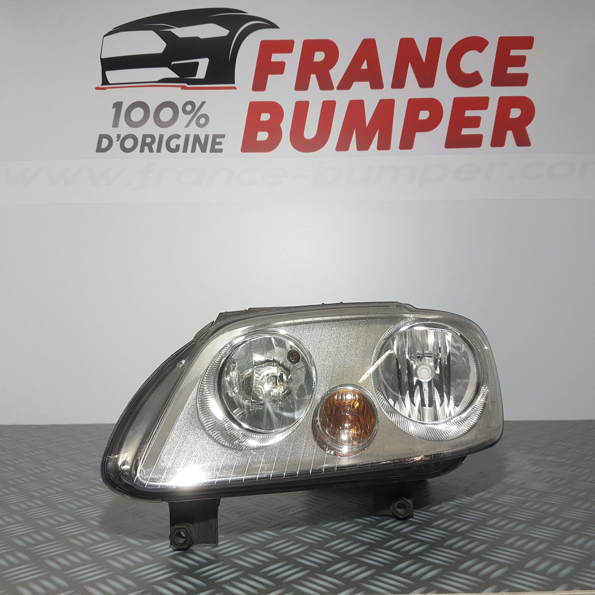 PHARE AVG VOLKSWAGEN TOURAN I FRANCE BUMPER