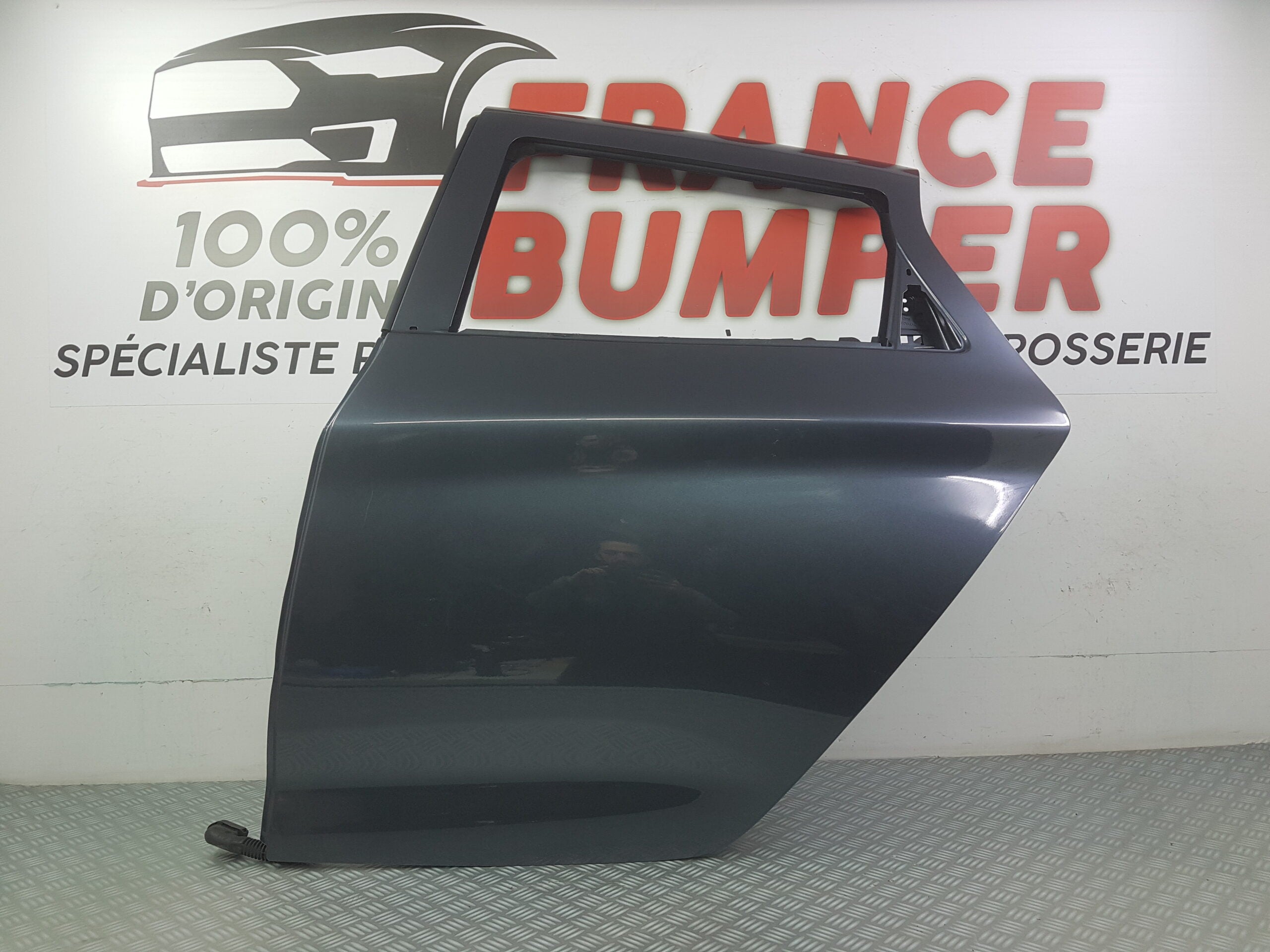 PORTE ARRIERE G RENAULT ZOE FRANCE BUMPER