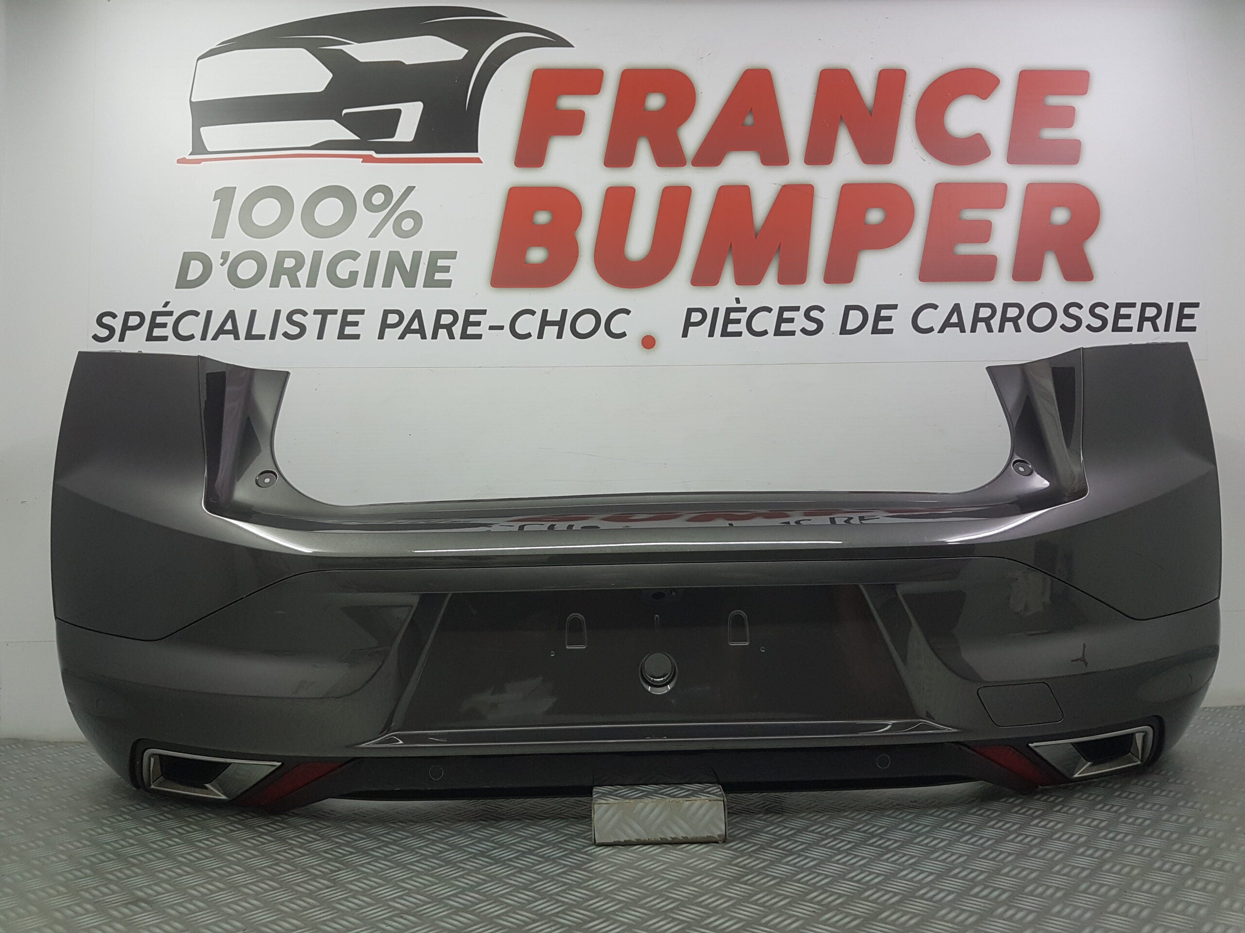 Pare choc ARRIERE DS4 2 Neuf Complet FRANCE BUMPER