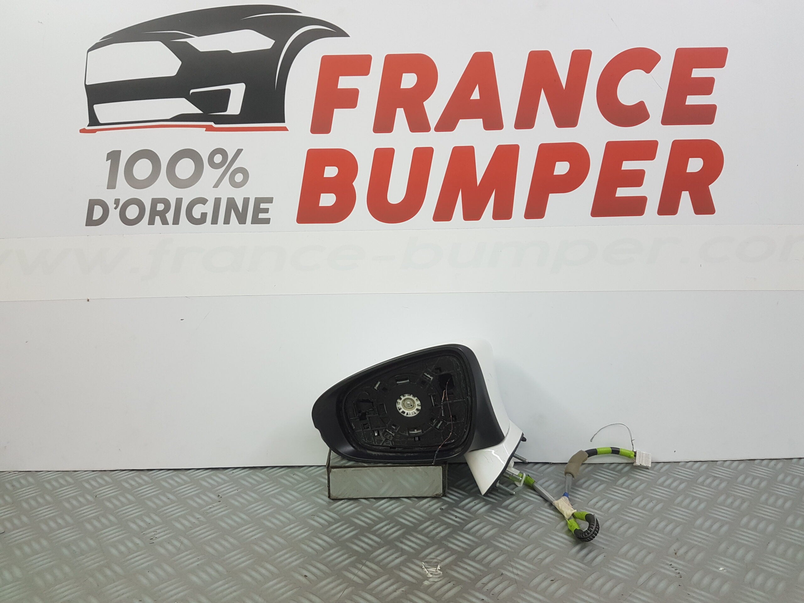 RETROVISEUR AVANT DROIT LEXUS GS FRANCE BUMPER