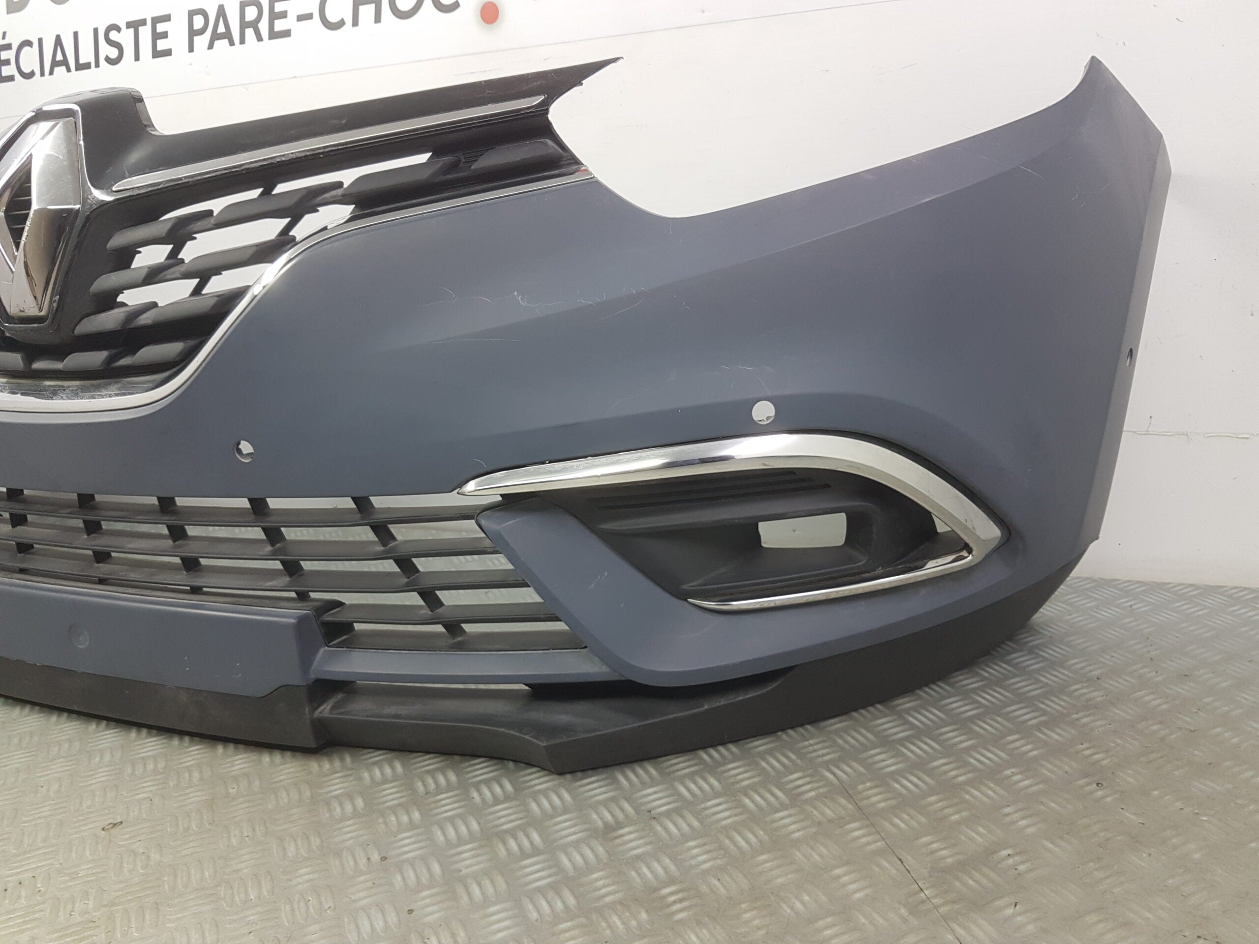 pare choc avant Renault scenic 4 / grande scenic 4 FRANCE BUMPER