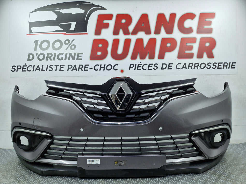 Pare-chocs avant Renault Scénic 4 avec emplacements radars et Park Assist — face